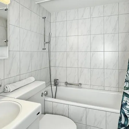 Cute In The Center - Crown 42 Appartement